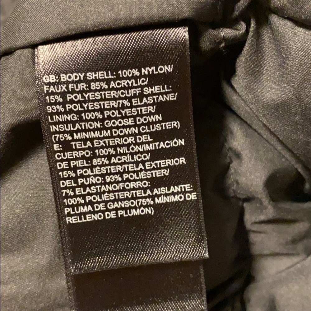 North Face winter jacket - Picture 7 of 9